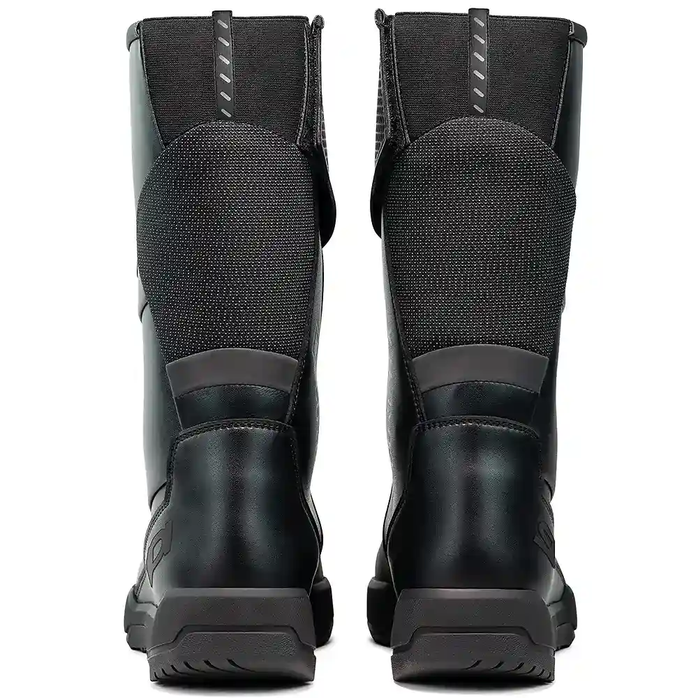 Acabados interiores y sistema de retención del modelo ORION GTX / Botas SIDI - Moto Garage Miami