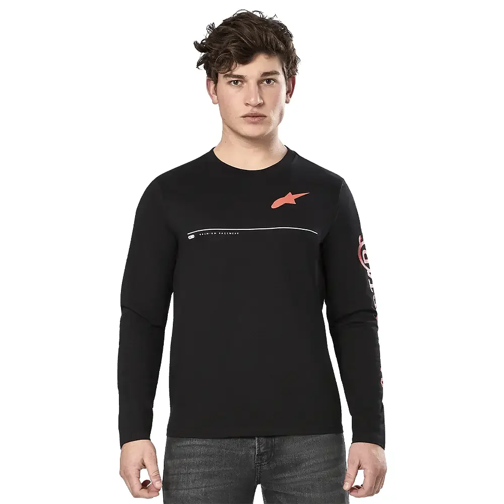 Perfil aerodinámico y sistema de ventilación del COMMITTED CSF - Camiseta Alpinestars - Moto Garage Miami