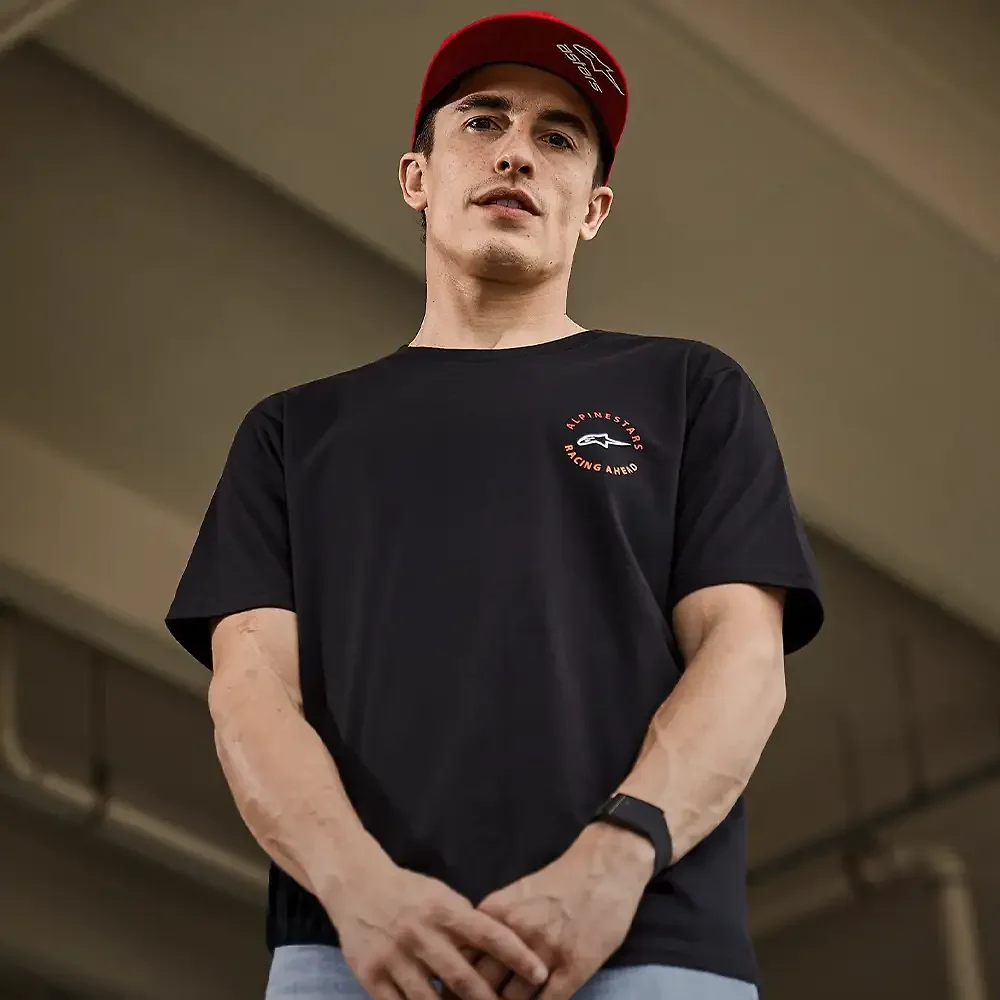Acabados interiores y sistema de retención del modelo TRUE CSF - Camiseta Alpinestars - Moto Garage Miami