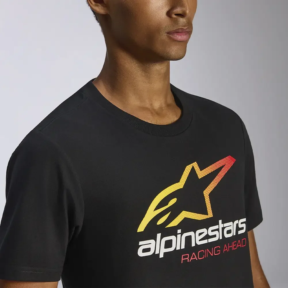 Perfil aerodinámico y sistema de ventilación del ALIGNED CSF - Camiseta Alpinestars - Moto Garage Miami
