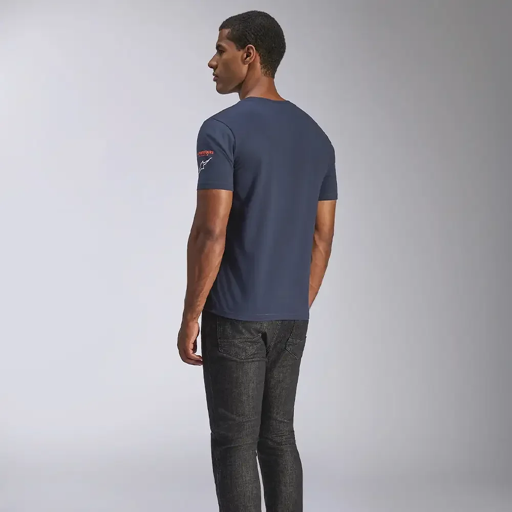 Primer plano de la construcción y material del ENTITLED CSF - Camiseta Alpinestars - Moto Garage Miami
