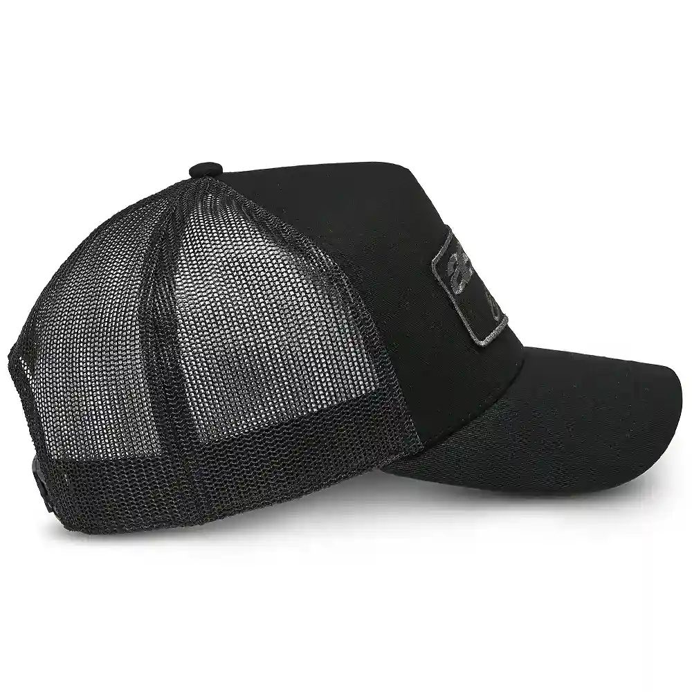 Detalle posterior y spoiler integrado del equipamiento Focus Trucker / Gorra Alpinestars - Moto Garage Miami
