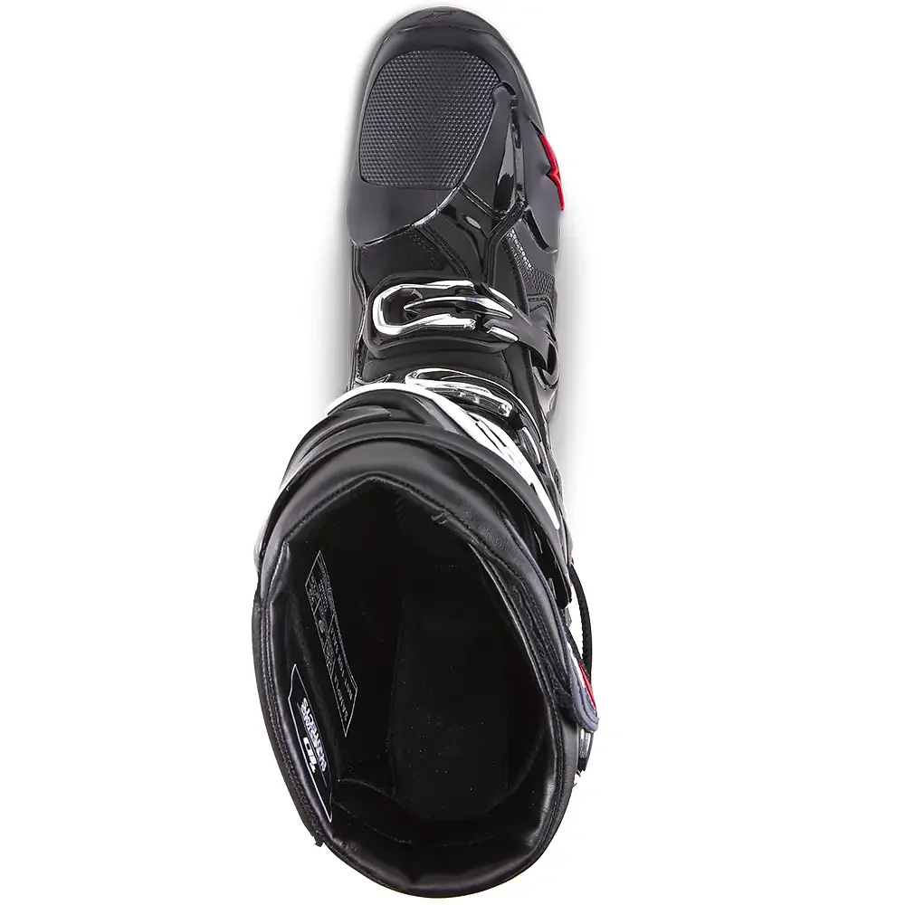 Detalle posterior y spoiler integrado del equipamiento TECH 10 ENDURO Botas Alpinestars - Moto Garage Miami