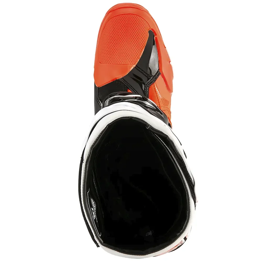 Vista frontal y diseño de calota del TECH 10 ENDURO Botas Alpinestars - Moto Garage Miami