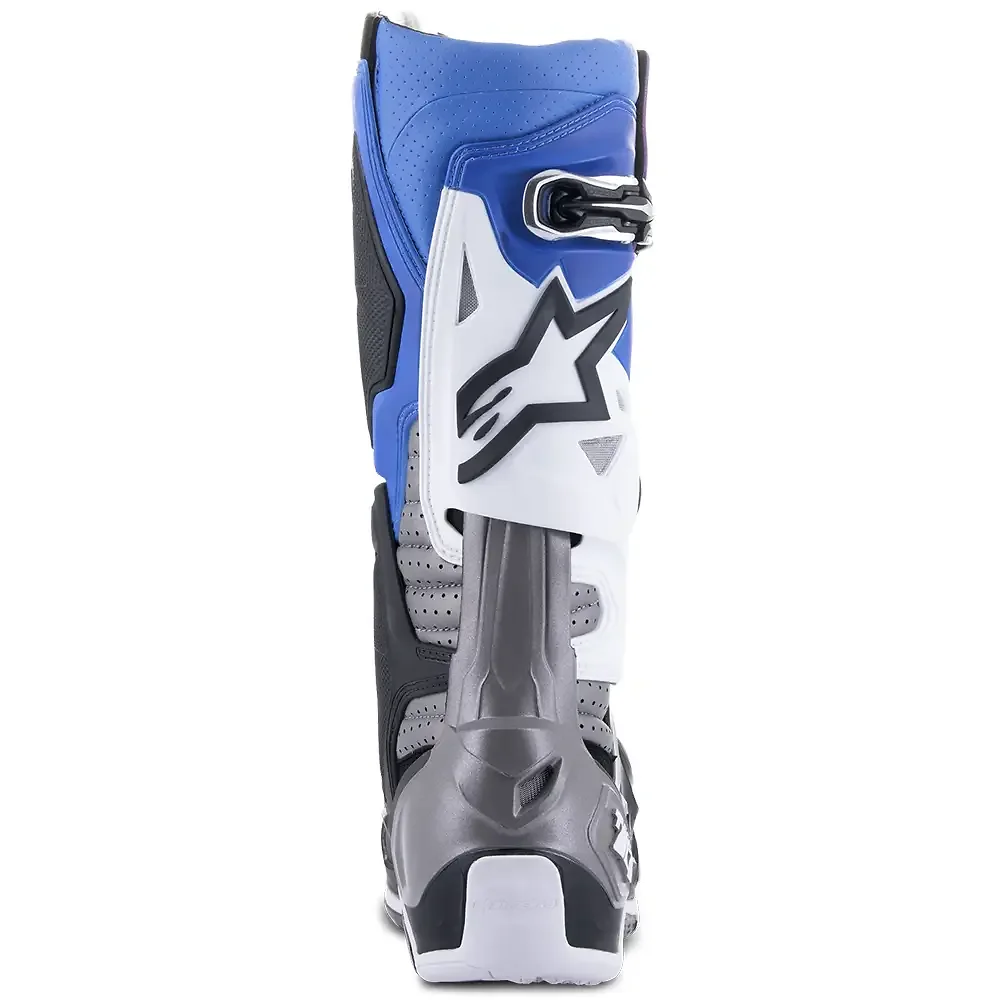 Primer plano de la construcción y material del Tech 10 Supervented Botas Alpinestars - Moto Garage Miami