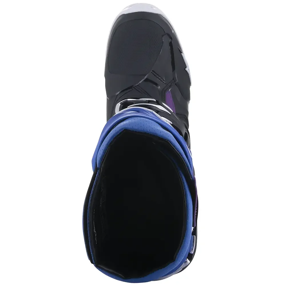 Vista frontal y diseño de calota del Tech 10 Supervented Botas Alpinestars - Moto Garage Miami