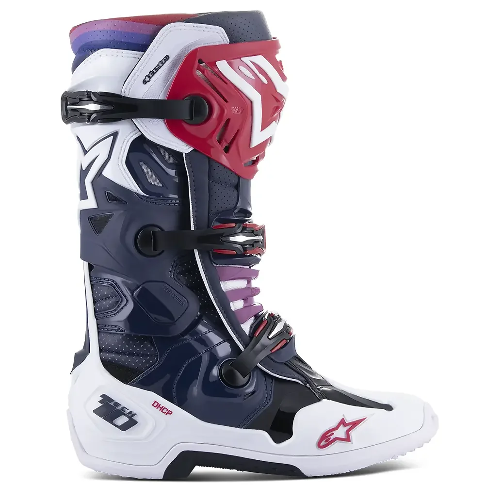 Primer plano de la construcción y material del Tech 10 Supervented Botas Alpinestars - Moto Garage Miami