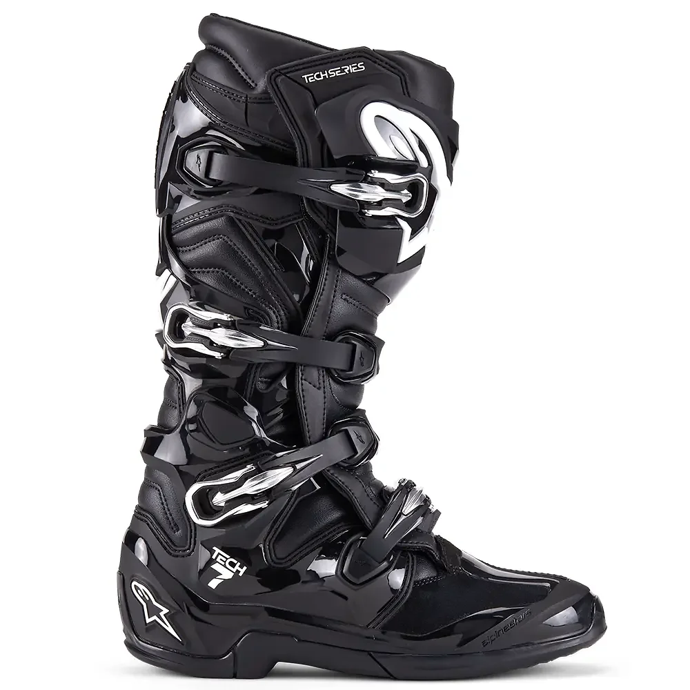 Perfil aerodinámico y sistema de ventilación del TECH 7 MX / Botas Alpinestars - Moto Garage Miami