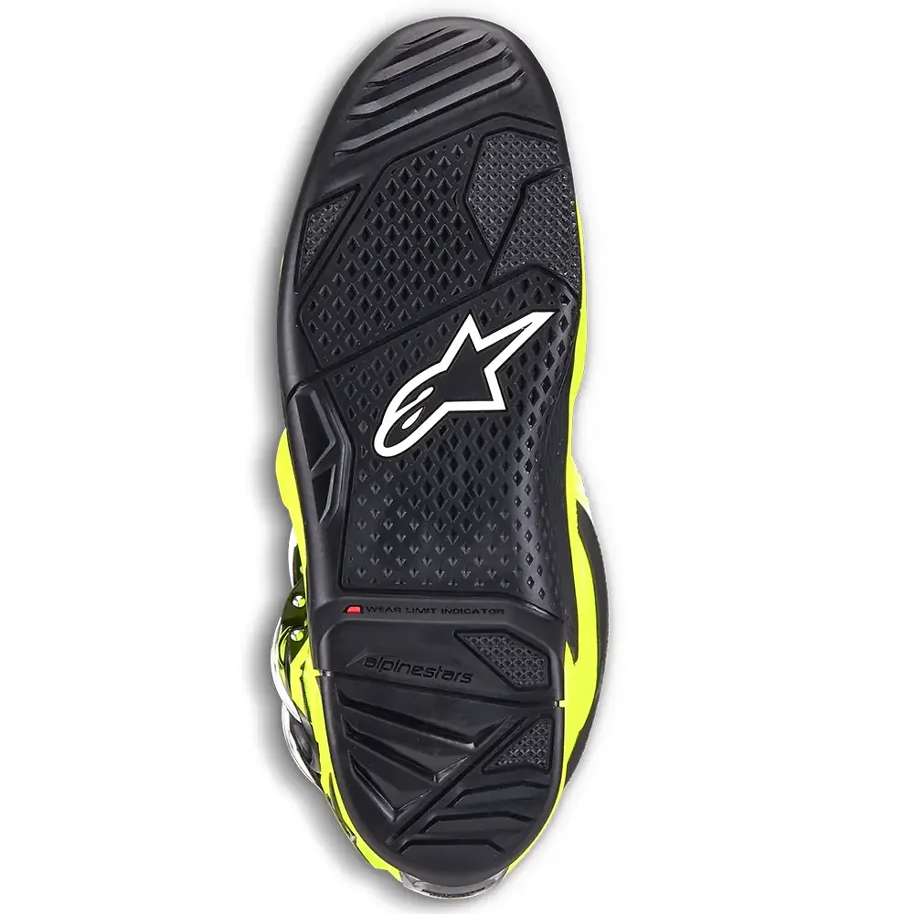Primer plano de la construcción y material del TECH 7 MX / Botas Alpinestars - Moto Garage Miami