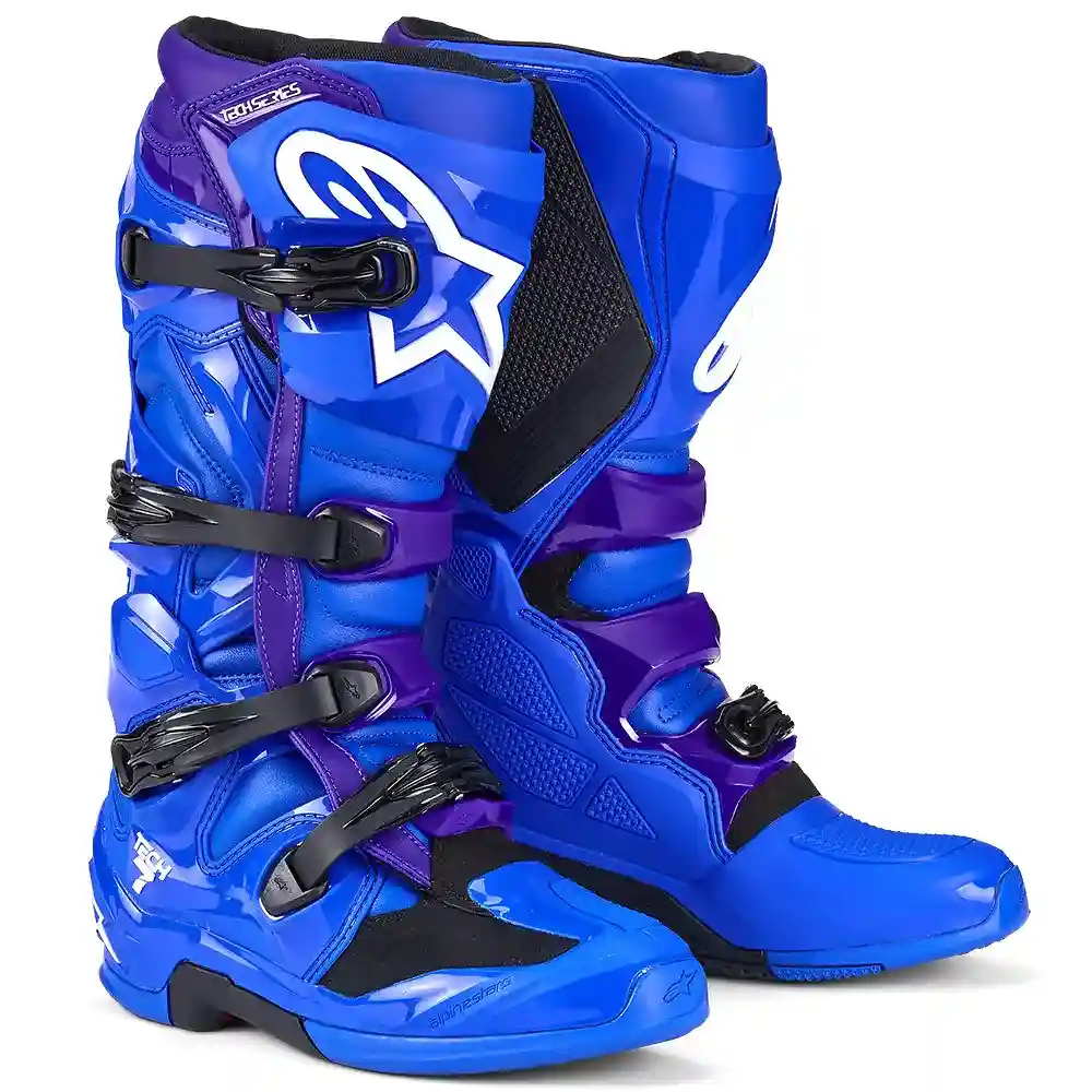 Detalle de pintura y diseño en tonalidad Azul, 14 del TECH 7 MX / Botas - Moto Garage Miami