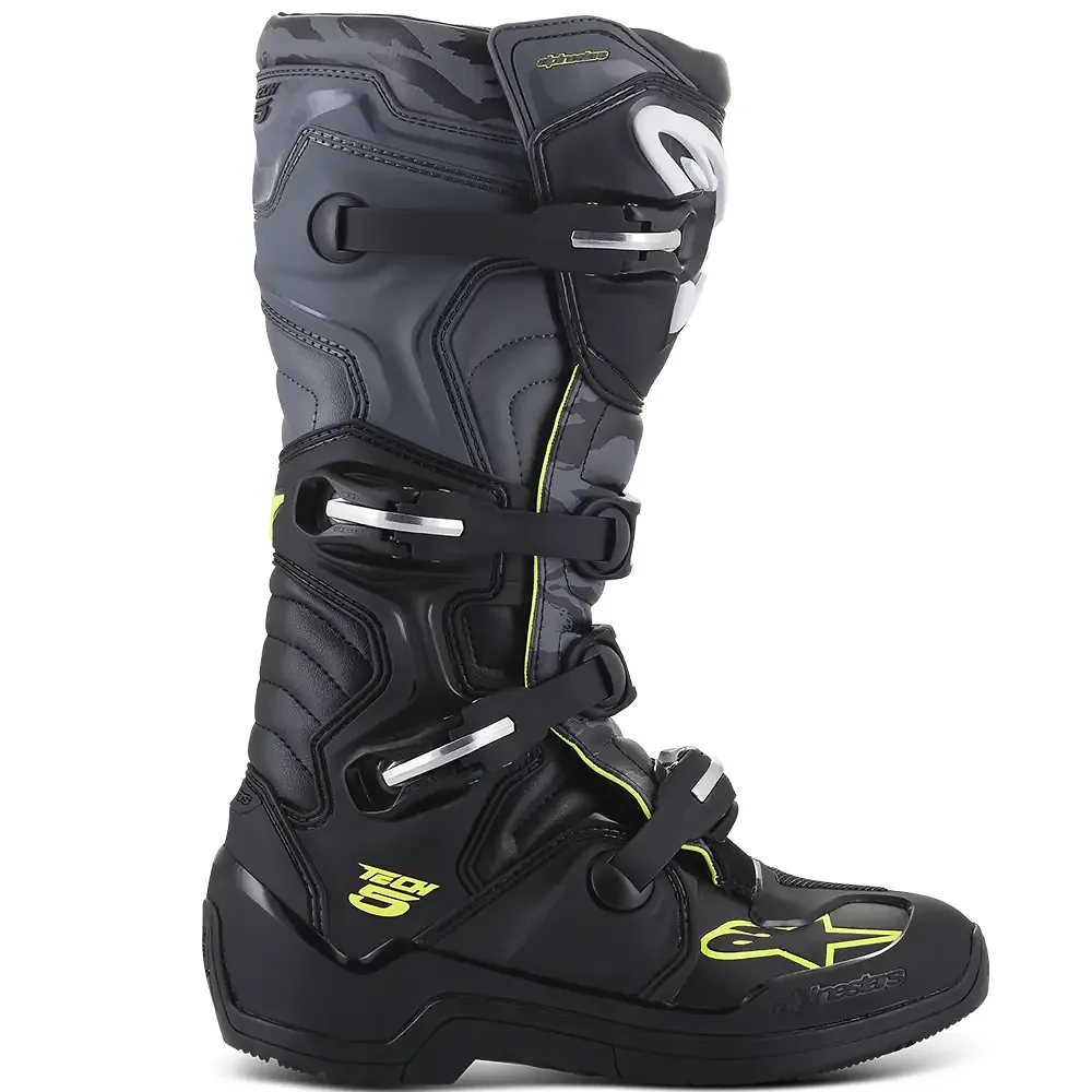 Acabados interiores y sistema de retención del modelo Tech 5 Botas Alpinestars - Moto Garage Miami