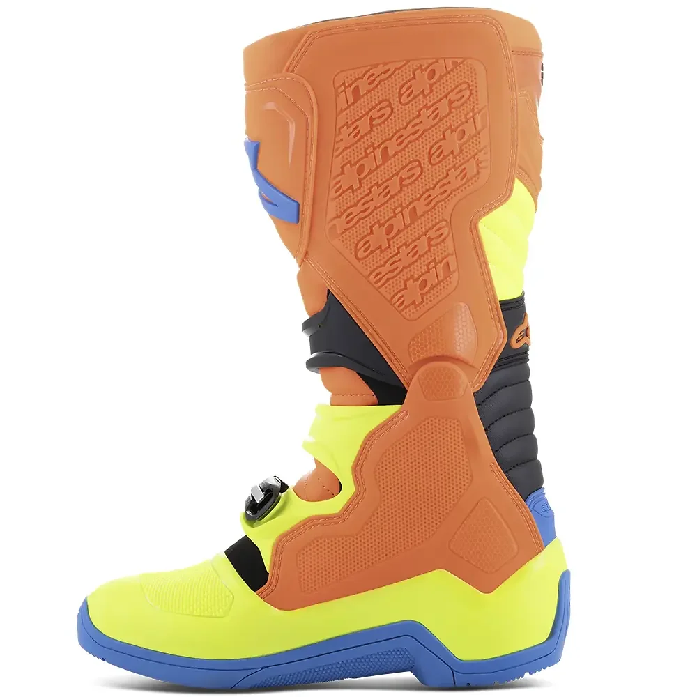 Detalle posterior y spoiler integrado del equipamiento Tech 5 Botas Alpinestars - Moto Garage Miami