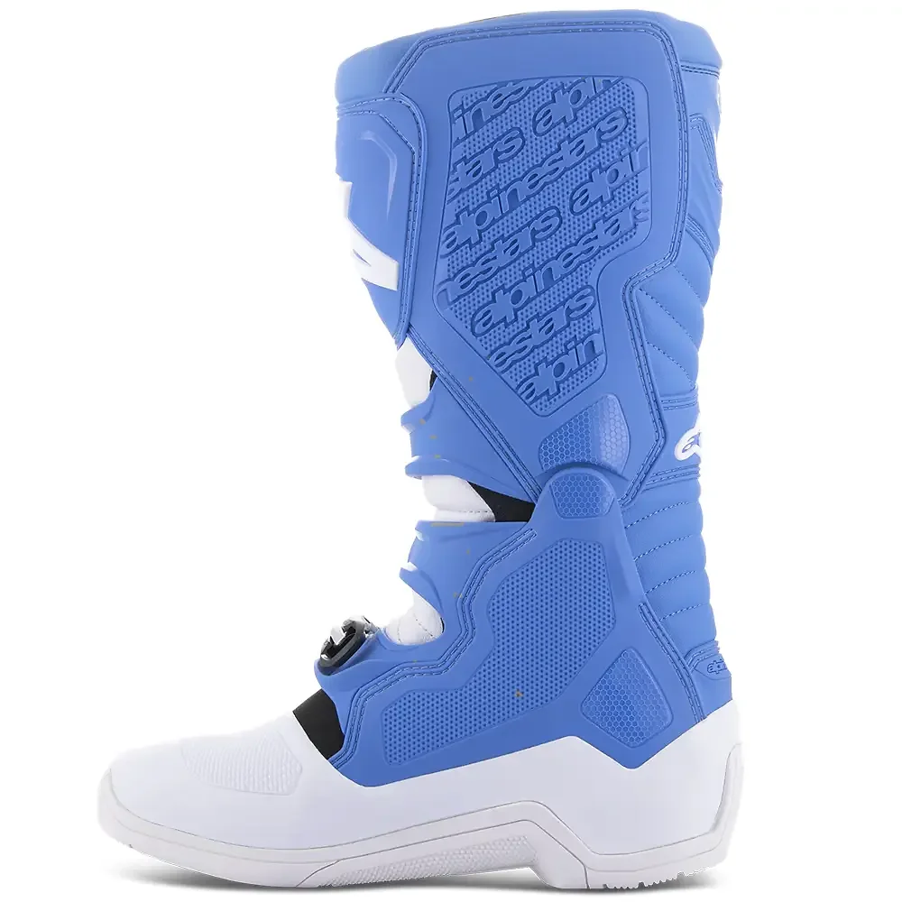 Detalle posterior y spoiler integrado del equipamiento Tech 5 Botas Alpinestars - Moto Garage Miami