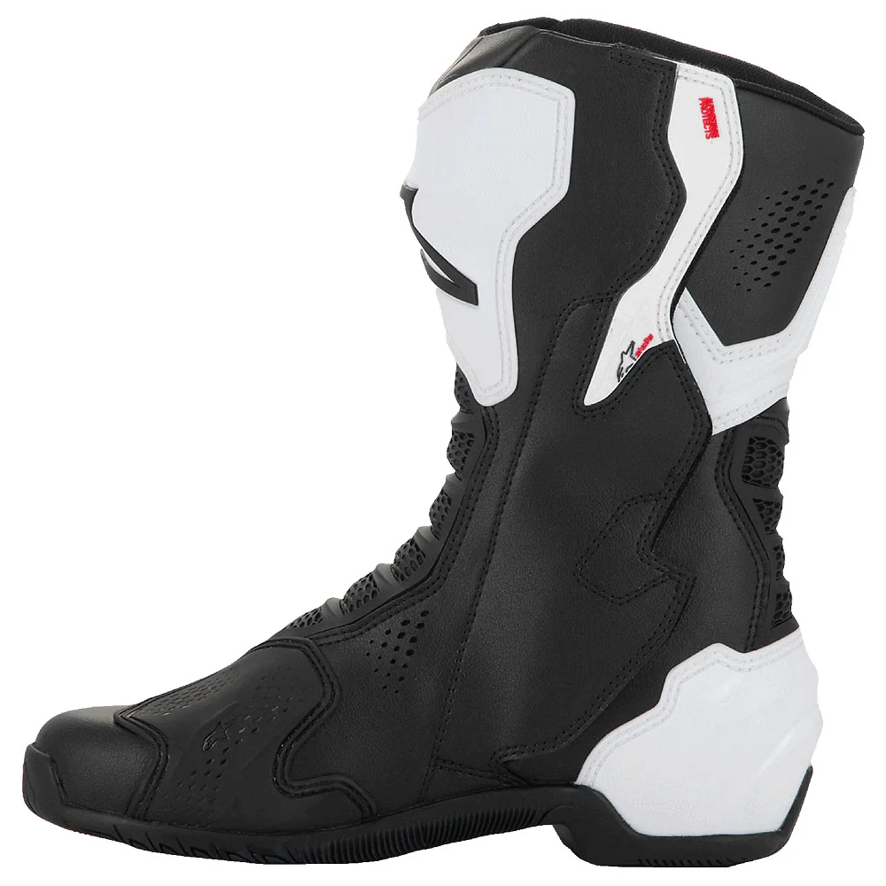 Primer plano de la construcción y material del Stella SMX-6 V3 Ventiladas Botas Alpinestars - Moto Garage Miami