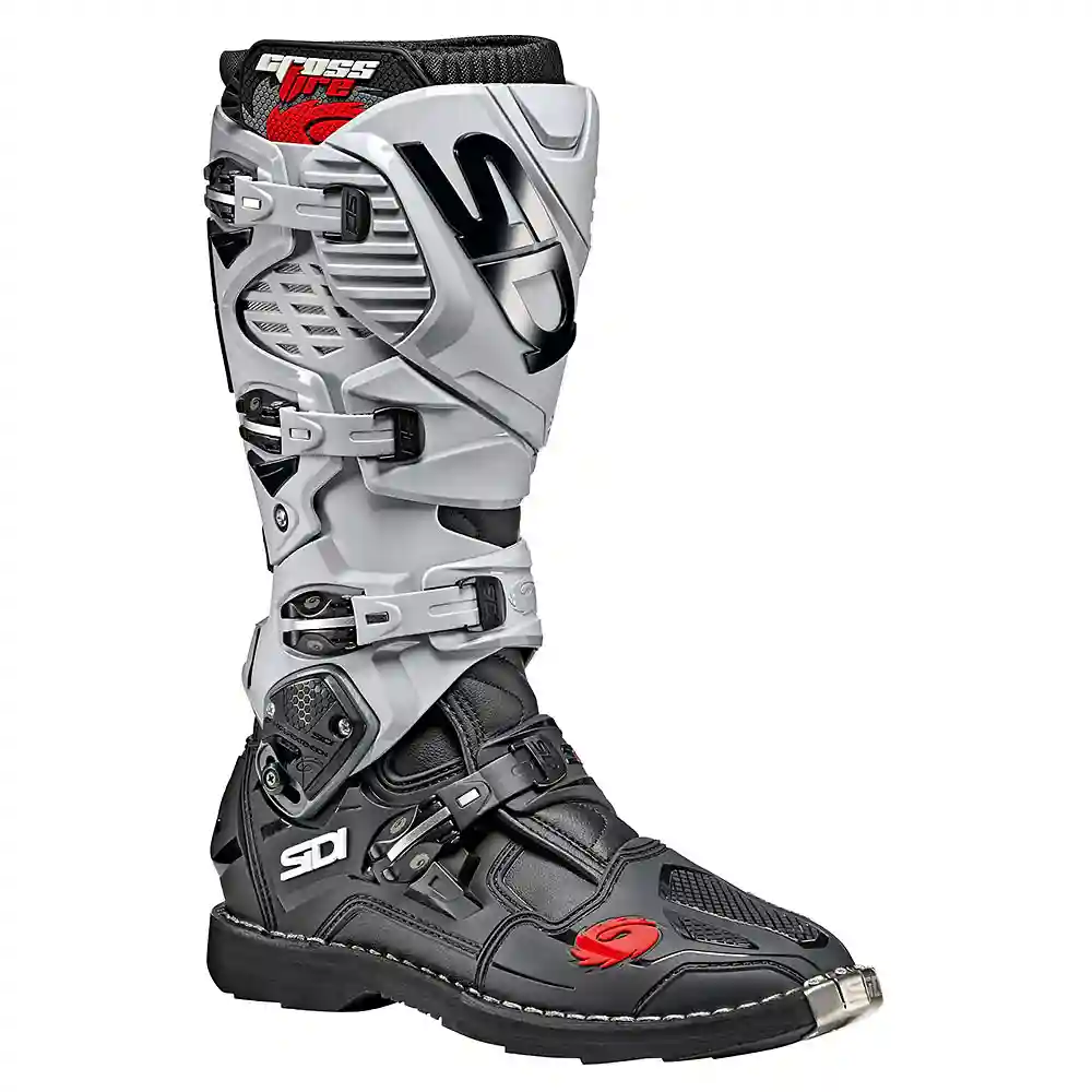 Materiales y estética visual de la versión Negro/Ceniza, 49 del CROSSFIRE 3 TA Botas - Moto Garage Miami