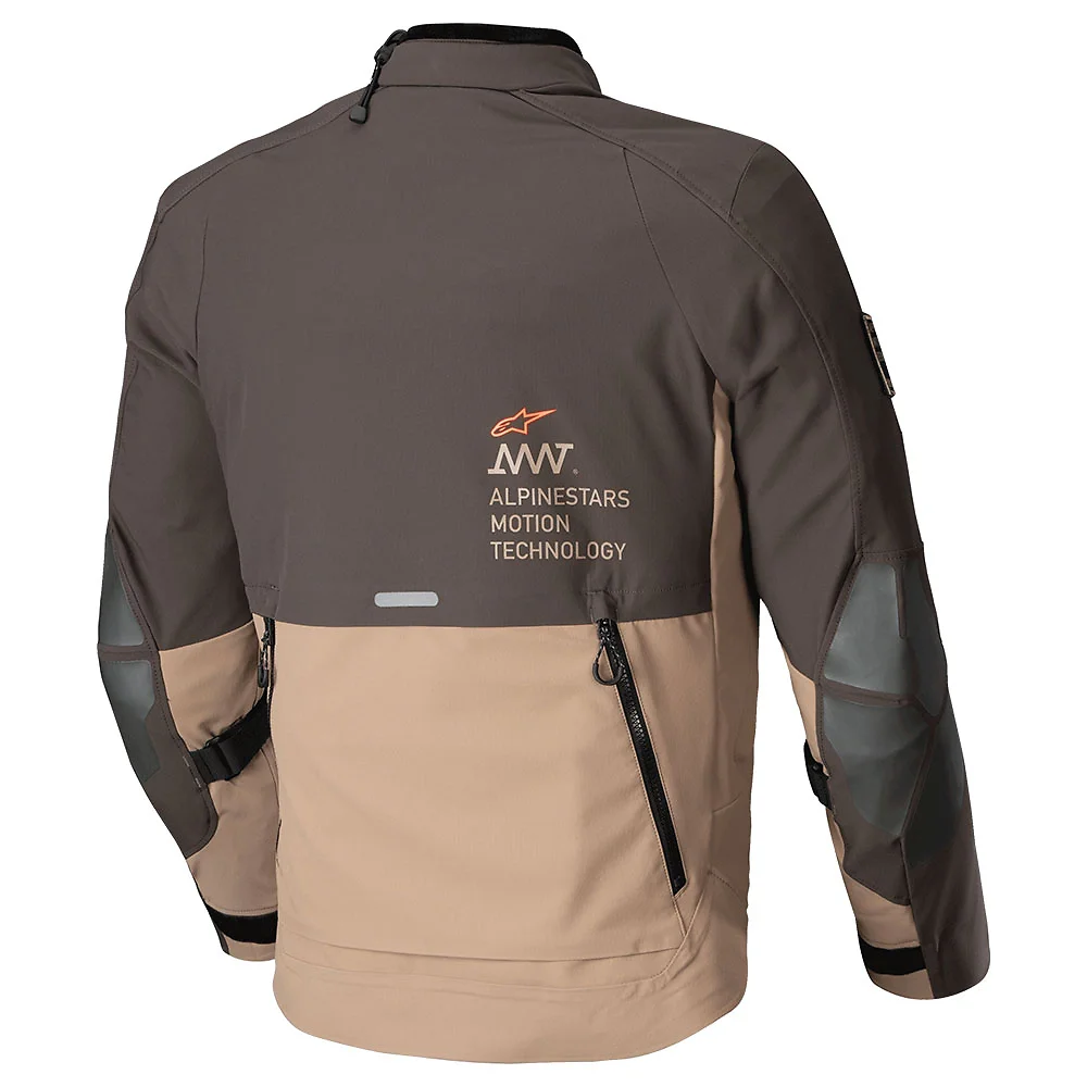 Perfil aerodinámico y sistema de ventilación del AMT-8 Stretch Drystar® XF / Chaqueta Alpinestars - Moto Garage Miami