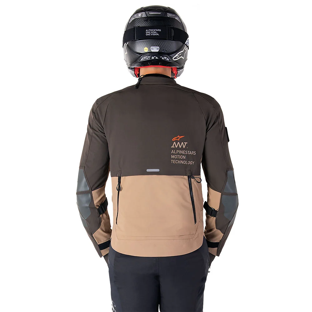Acabados interiores y sistema de retención del modelo AMT-8 Stretch Drystar® XF / Chaqueta Alpinestars - Moto Garage Miami
