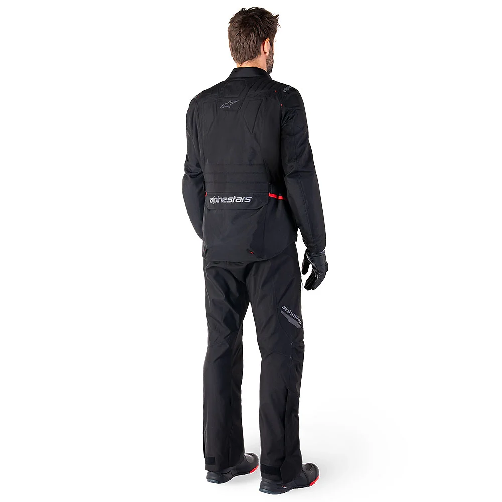 Acabados interiores y sistema de retención del modelo ST-1 Impermeable Chaqueta Alpinestars - Moto Garage Miami