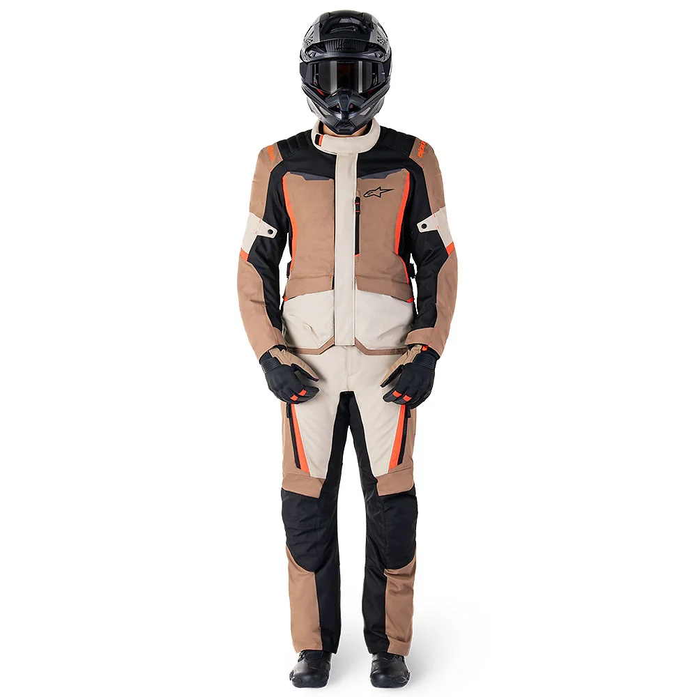 Vista frontal y diseño de calota del ST-1 Impermeable Chaqueta Alpinestars - Moto Garage Miami