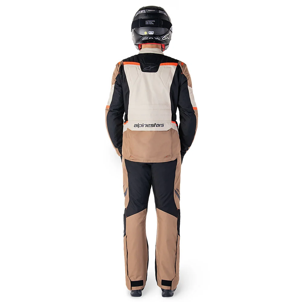 Perfil aerodinámico y sistema de ventilación del ST-1 Impermeable Chaqueta Alpinestars - Moto Garage Miami
