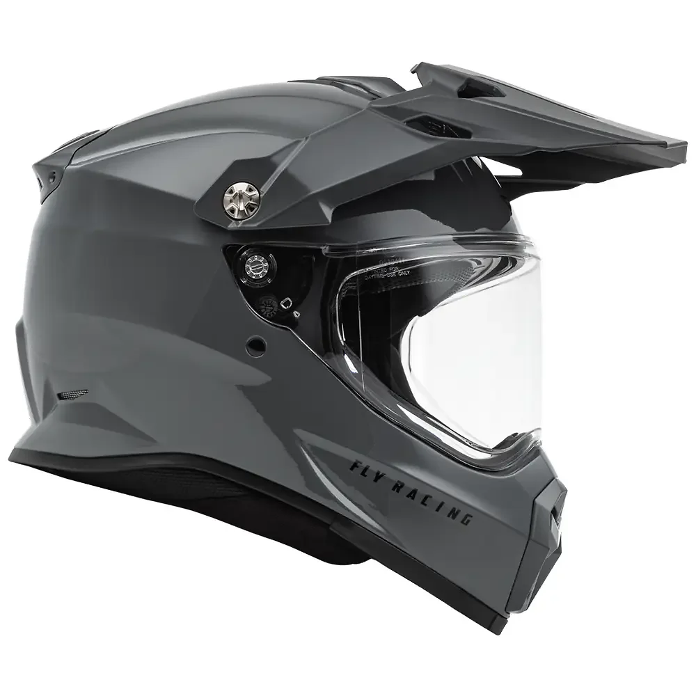 Perfil aerodinámico y sistema de ventilación del TREKKER Sólido Casco Fly Racing - Moto Garage Miami