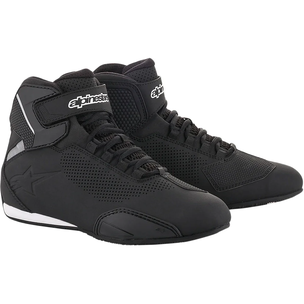 Materiales y estética visual de la versión Negro, 14 del SEKTOR Ventiladas Zapatillas - Moto Garage Miami