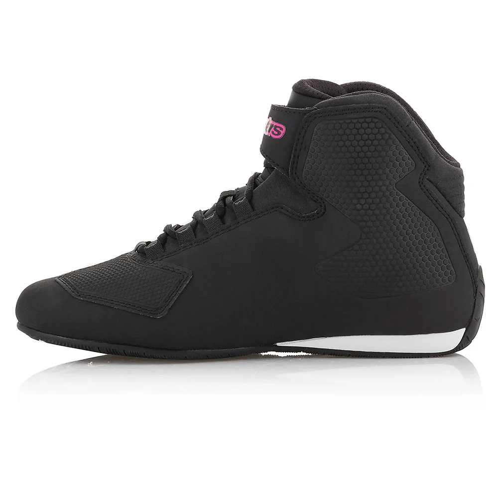 Primer plano de la construcción y material del Stella SEKTOR Zapatillas Alpinestars - Moto Garage Miami