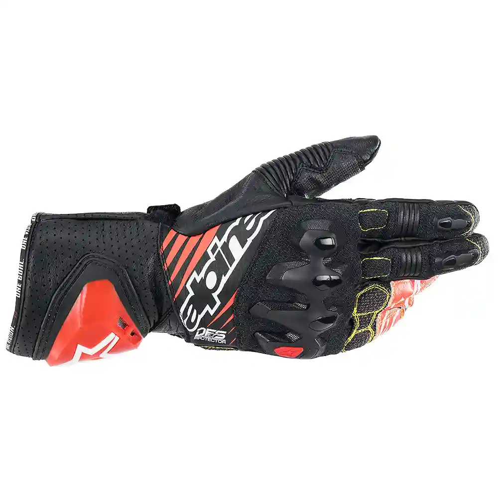Perfil aerodinámico y sistema de ventilación del Guantes Alpinestars GP TECH V2 S - Moto Garage Miami