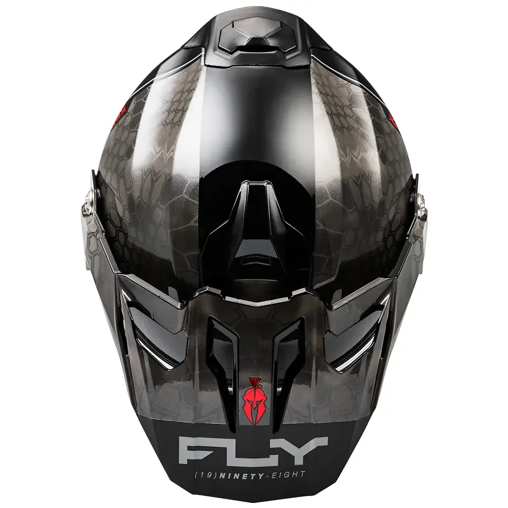 Acabados interiores y sistema de retención del modelo TREKKER KRYPTEK CONCEAL Casco Fly Racing - Moto Garage Miami
