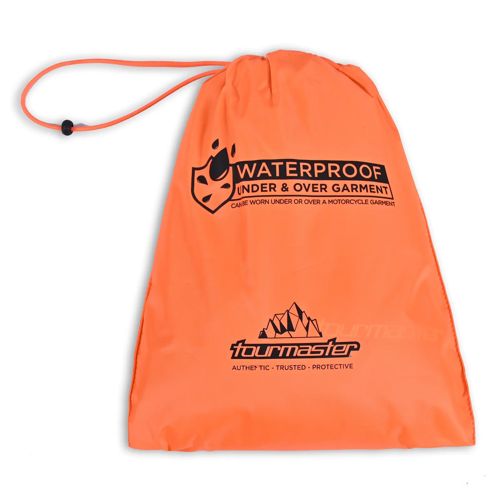 Bolsa de almacenamiento naranja con cordón para prenda impermeable Tourmaster. Contiene logotipo de escudo con gotas de agua y texto 'WATERPROOF UNDER & OVER GARMENT'.