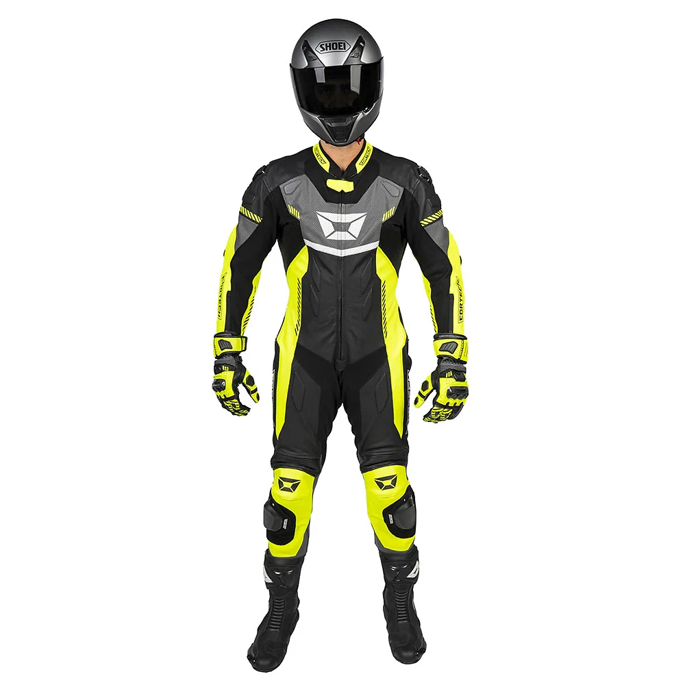Perfil aerodinámico y sistema de ventilación del REVO SPORT AIR Traje de cuero Cortech - Moto Garage Miami