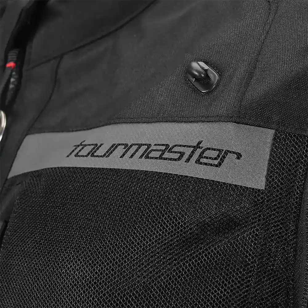 Primer plano de la construcción y material del Adventure Lite Mesh Chaqueta Tourmaster - Moto Garage Miami