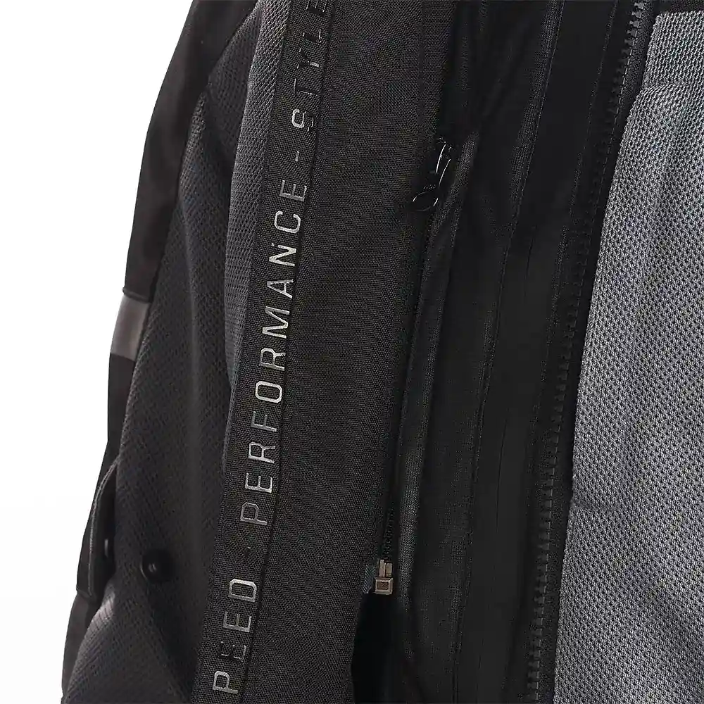 Acabados interiores y sistema de retención del modelo AERO-FLO 2.0 Chaqueta Cortech - Moto Garage Miami