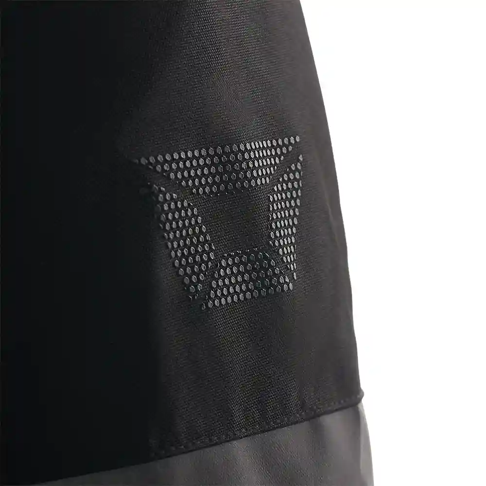 Perfil aerodinámico y sistema de ventilación del AERO-FLO 2.0 Chaqueta Cortech - Moto Garage Miami