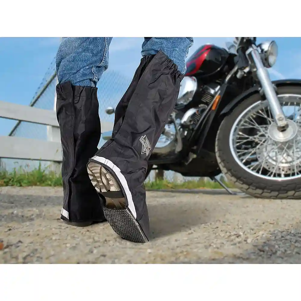 Materiales y estética visual de la versión XL del Cubre Botas WPRB-100 - Moto Garage Miami