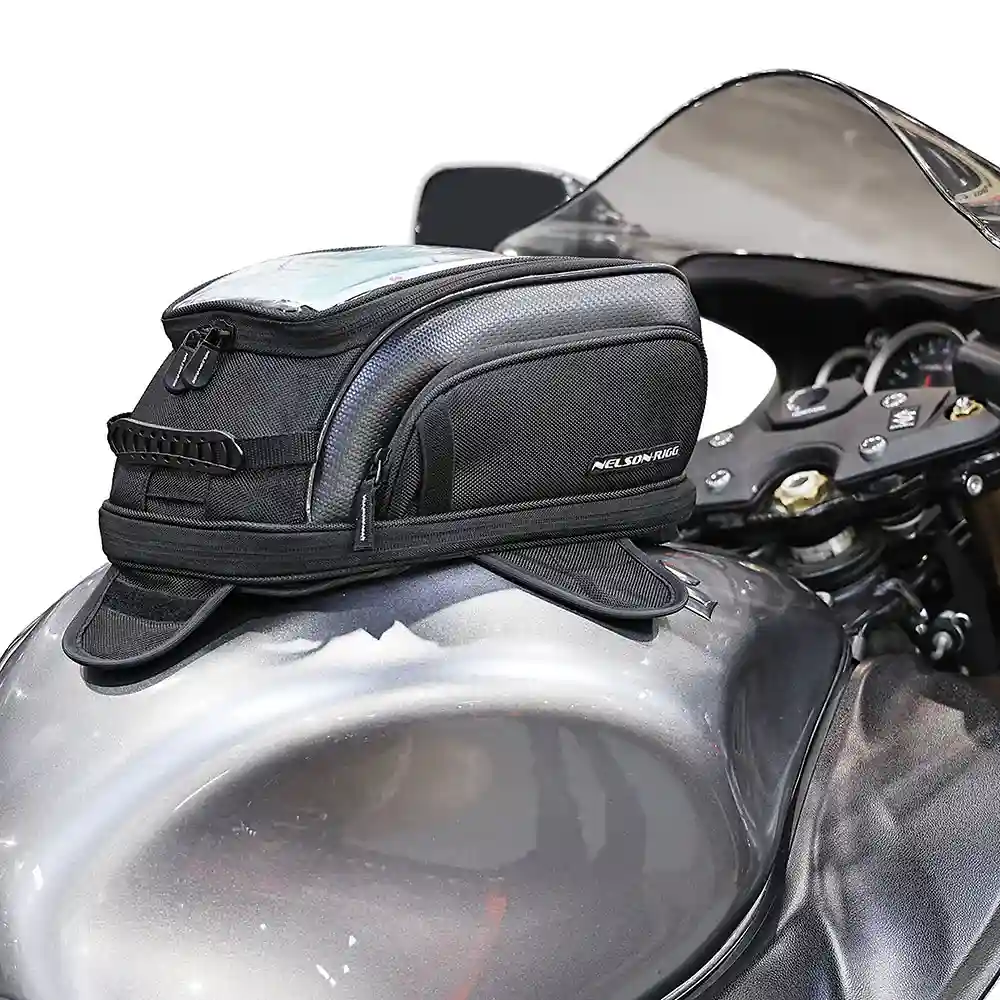 Materiales y estética visual de la versión SPORT del Bolsa Serie COMMUTER - Moto Garage Miami