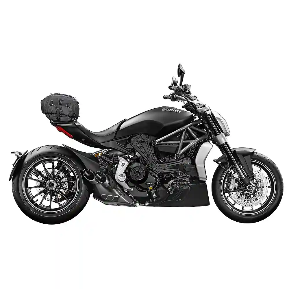 Vista frontal y diseño de calota del Montaje US-DRYPACK DUCATI XDIAVEL - Moto Garage Miami