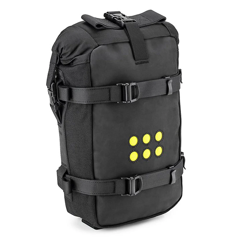 Vista frontal y diseño de calota del Kriega OS-6 ADVENTURE PACK - Moto Garage Miami