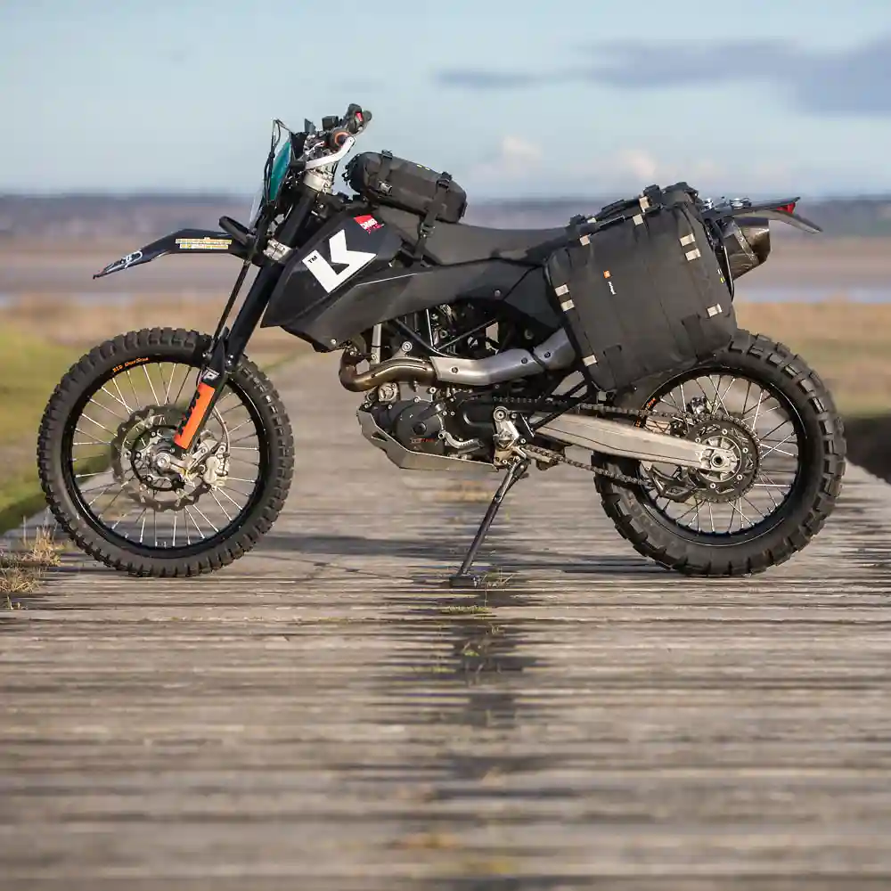 Perfil aerodinámico y sistema de ventilación del Kriega OS-6 ADVENTURE PACK - Moto Garage Miami