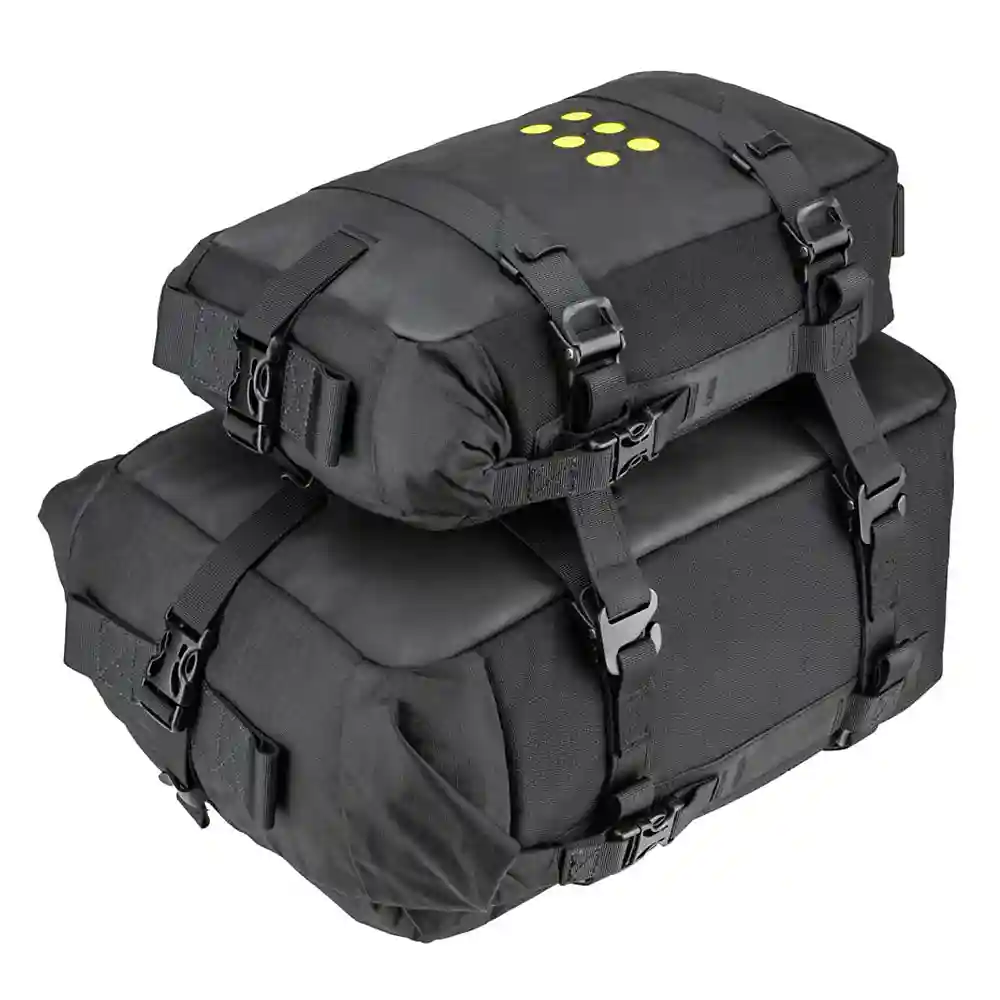 Primer plano de la construcción y material del Kriega OS-6 ADVENTURE PACK - Moto Garage Miami