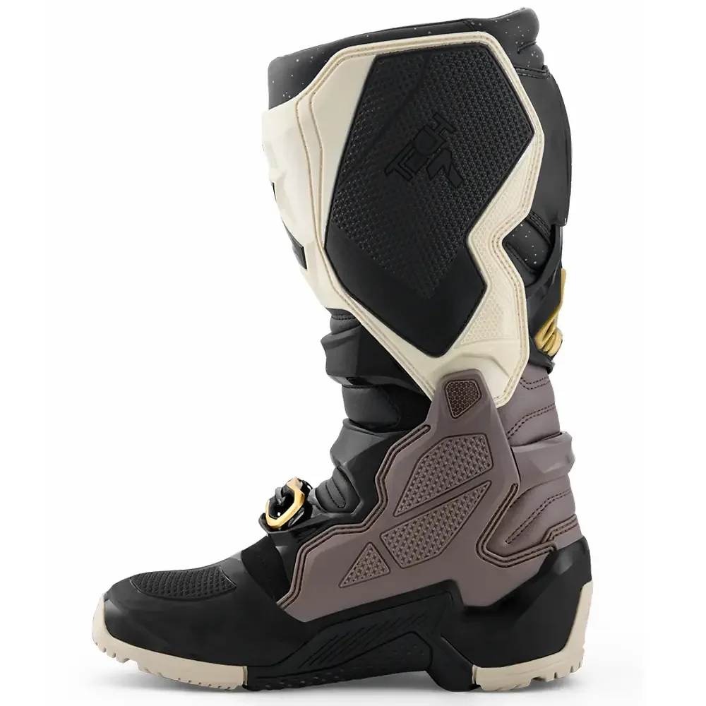 Primer plano de la construcción y material del TECH 7 Enduro Drystar® / Botas Alpinestars - Moto Garage Miami