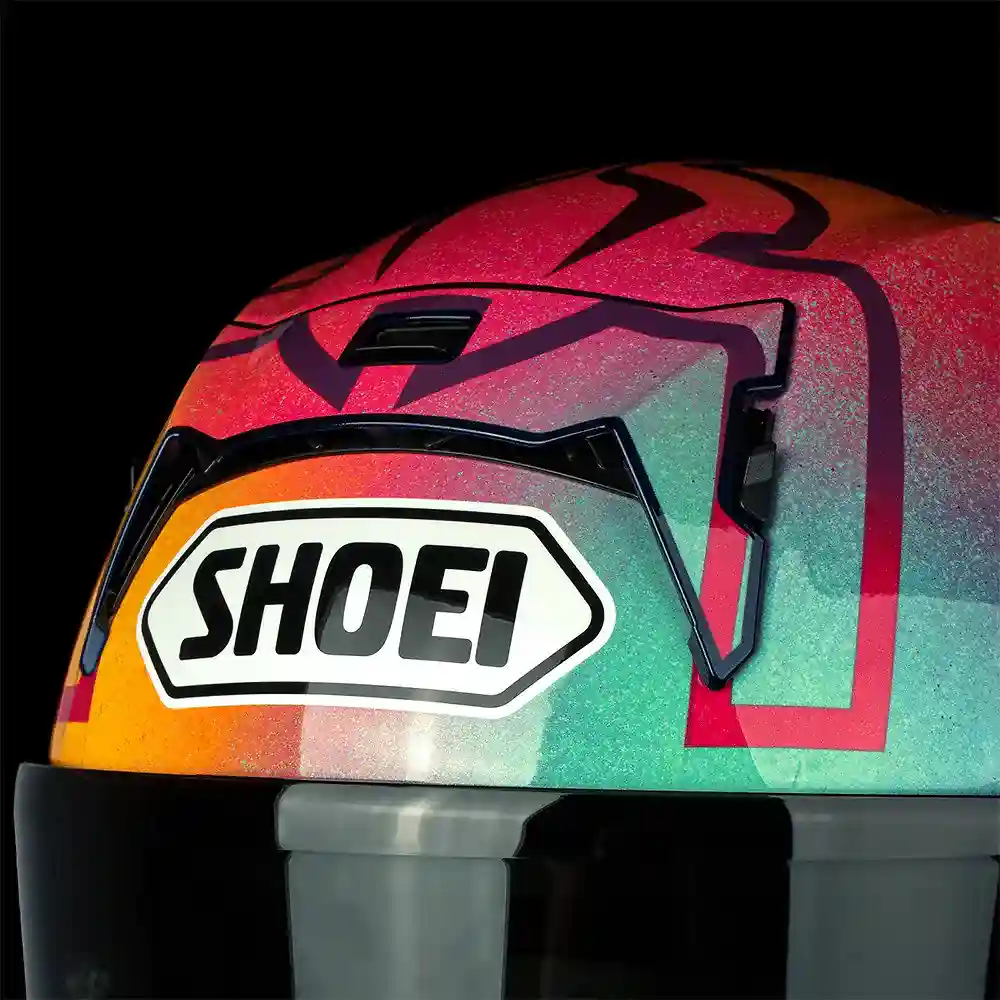 Perfil aerodinámico y sistema de ventilación del X-FIFTEEN MARQUEZ HOLI / Casco SHOEI - Moto Garage Miami