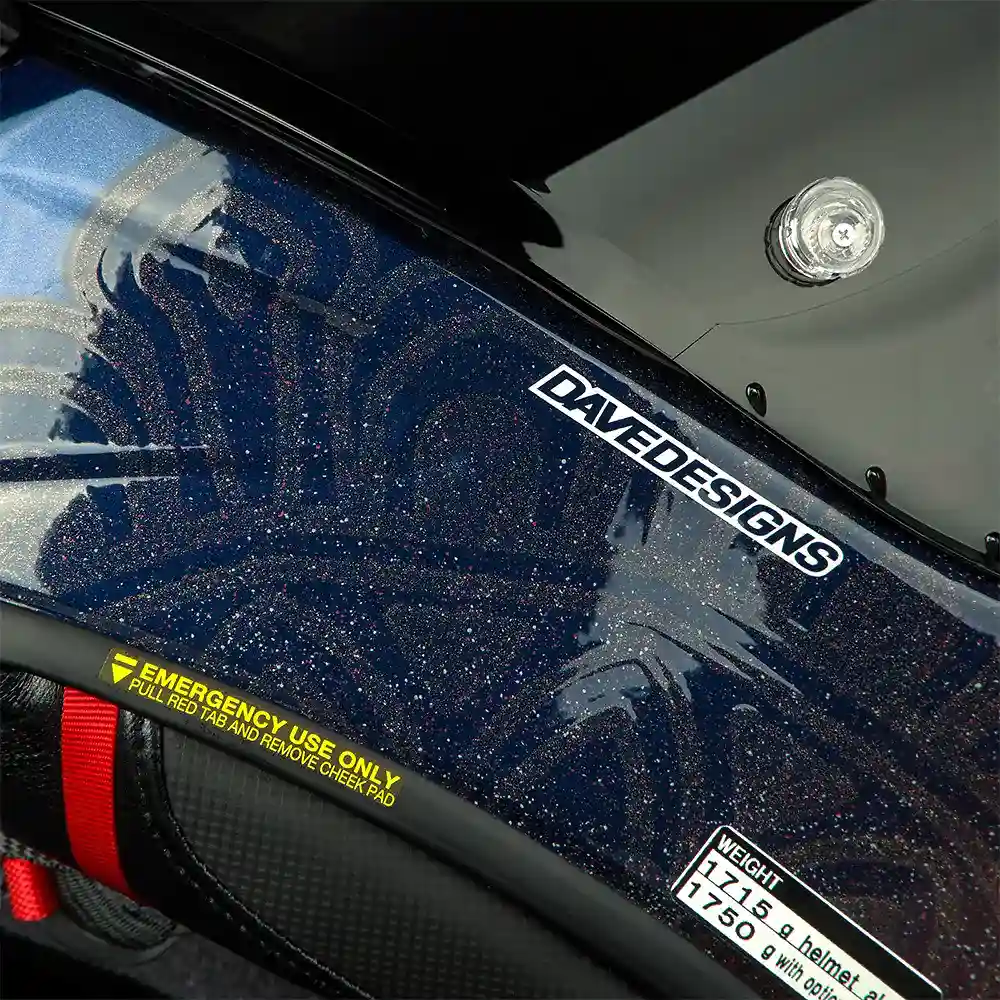 Acabados interiores y sistema de retención del modelo X-FIFTEEN MARQUEZ HOLI / Casco SHOEI - Moto Garage Miami