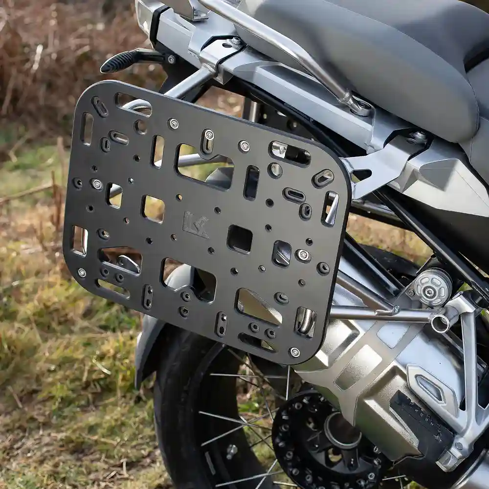Perfil aerodinámico y sistema de ventilación del Plataforma OS - BMW GS ADV - Moto Garage Miami