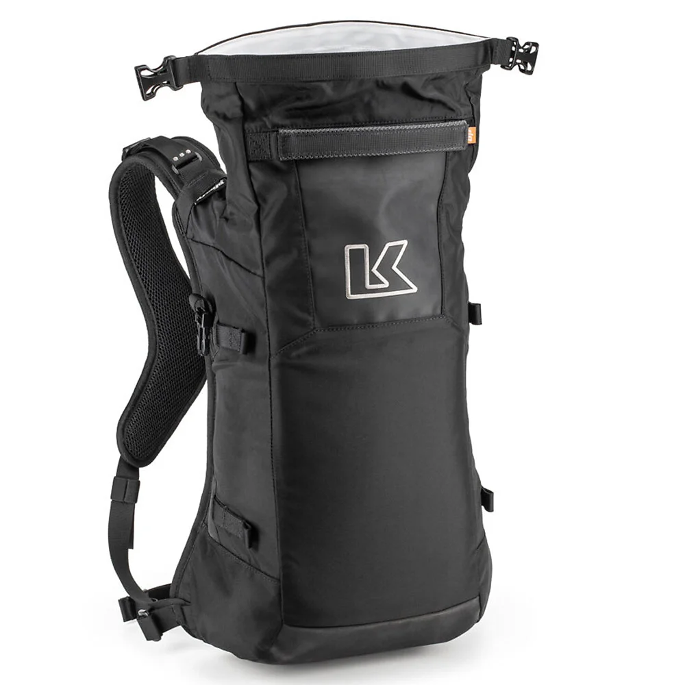 Acabados interiores y sistema de retención del modelo Mochila R16 - Moto Garage Miami