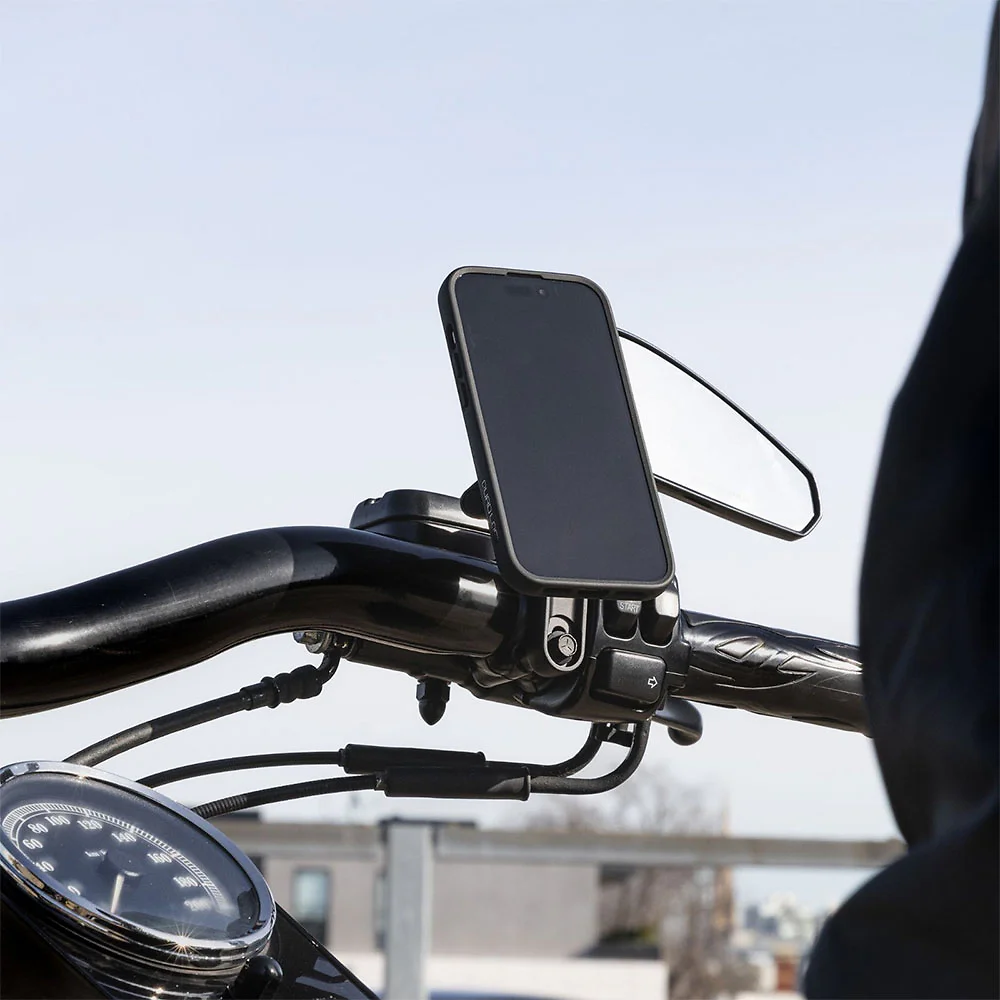 Perfil aerodinámico y sistema de ventilación del SOPORTE DE EMBRAGUE DE MOTOCICLETA - Moto Garage Miami