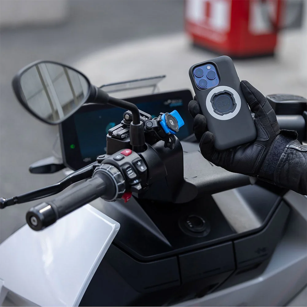 Perfil aerodinámico y sistema de ventilación del SOPORTE DE DEPÓSITO DE FRENO DE MOTO (V2) - Moto Garage Miami